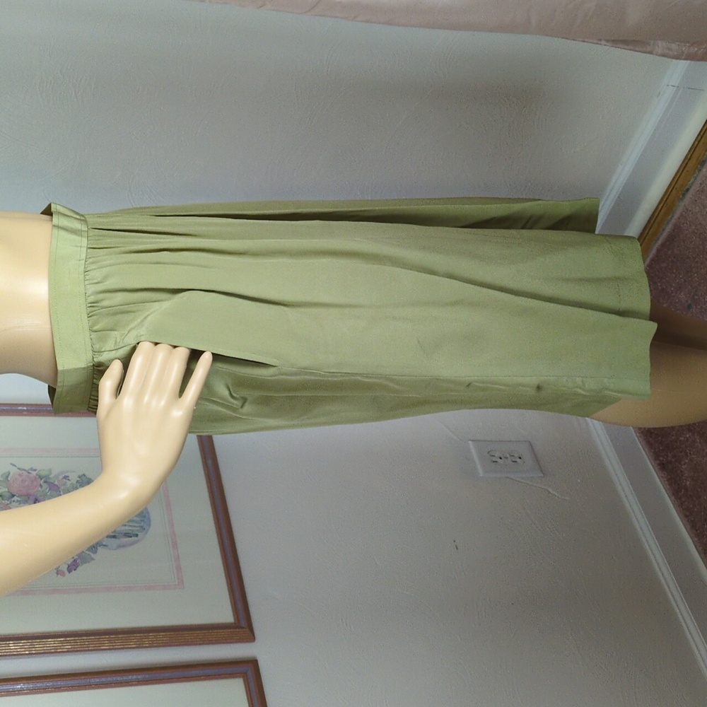 Silk Olive Green Skirt with Pockets Size 12